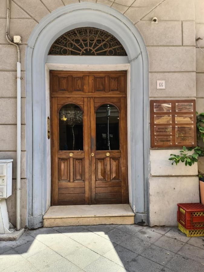 Tredidenari B&B サレルノ エクステリア 写真